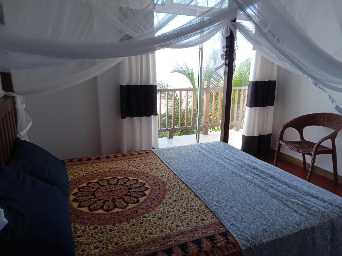 Himana Beach Rest Матара Экстерьер фото